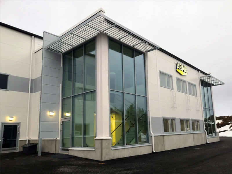 Specifie an alternate text for an image